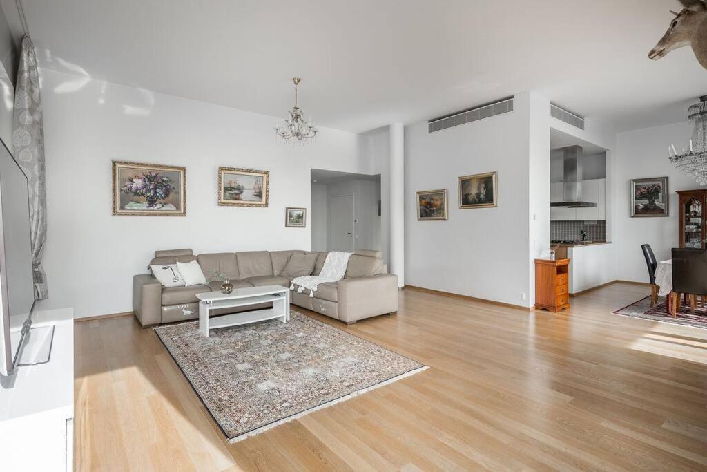 Spacious Home With Four Terrace, Sauna, Sea View Ελσίνκι Εξωτερικό φωτογραφία