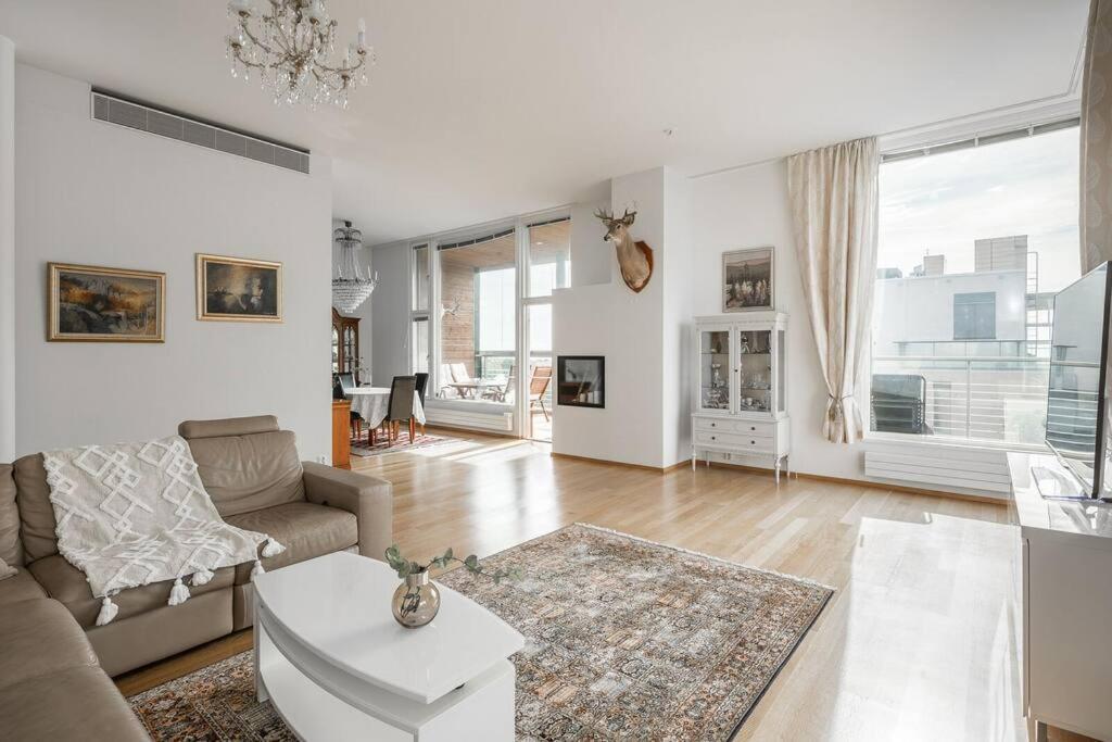 Spacious Home With Four Terrace, Sauna, Sea View Ελσίνκι Εξωτερικό φωτογραφία