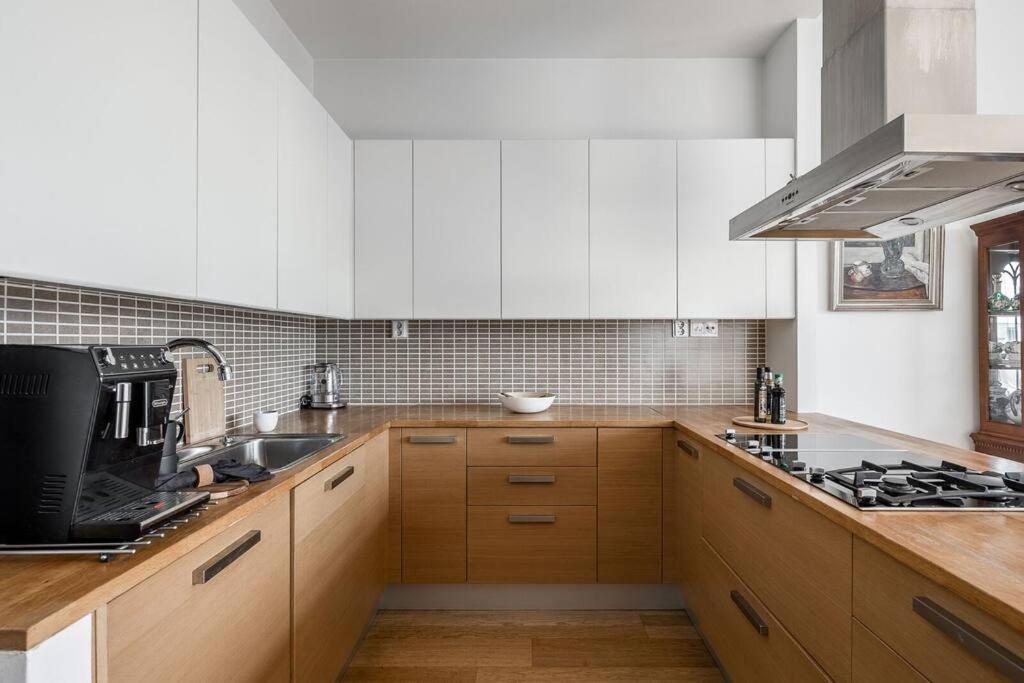 Spacious Home With Four Terrace, Sauna, Sea View Ελσίνκι Εξωτερικό φωτογραφία